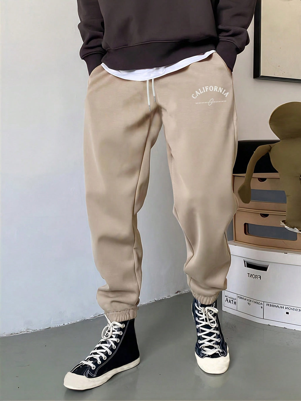 Manfinity Hypemode Men Letter Graphic Drawstring Waist Sweatpants